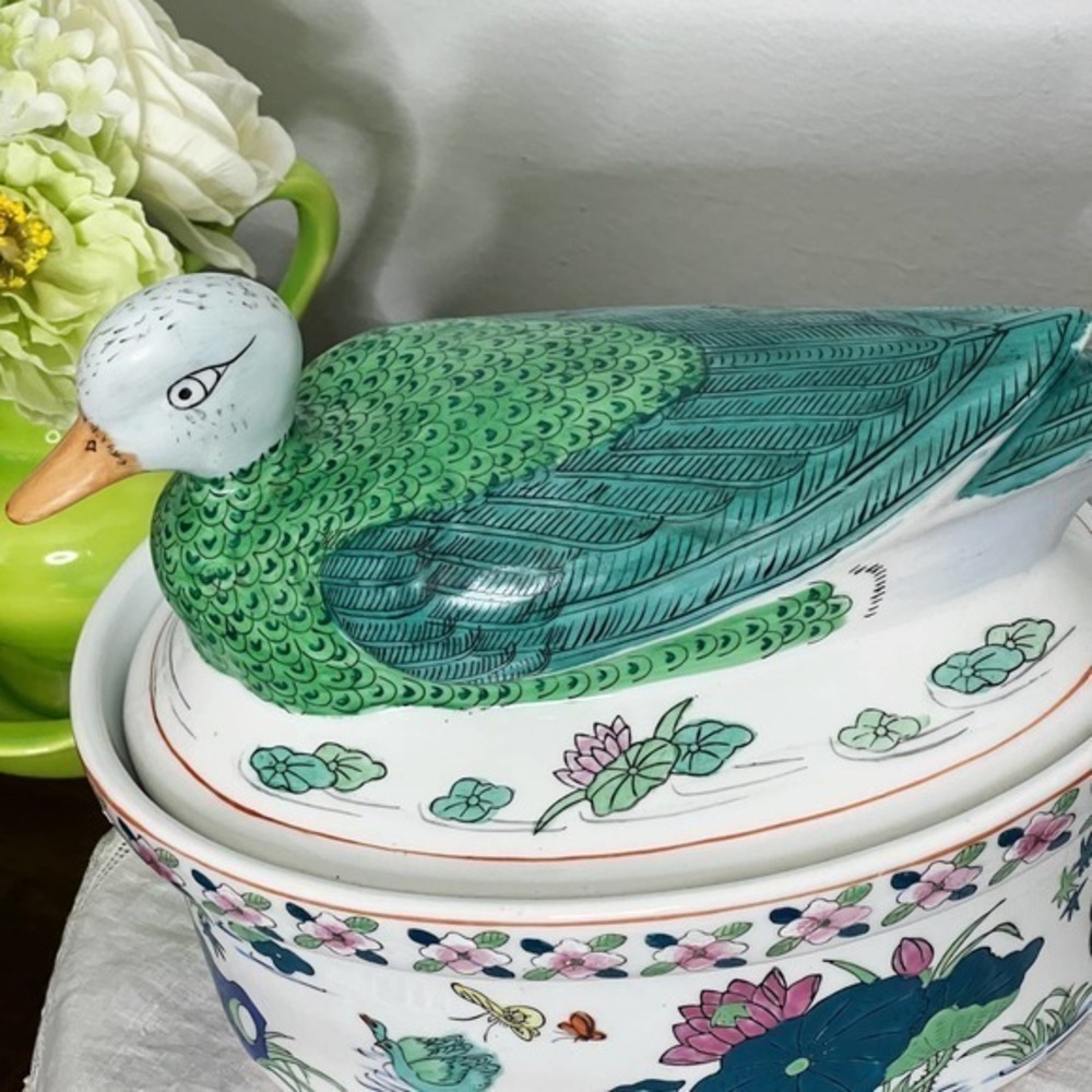 Vintage Duck Bird Oval Covered Casserole Dish Tureen Chinese Export Asian Lotus - Picture 6 of 11